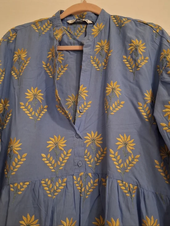 Zara Pale Blue Embroidered Voluminous Dress. Size Large - Picture 3 of 7